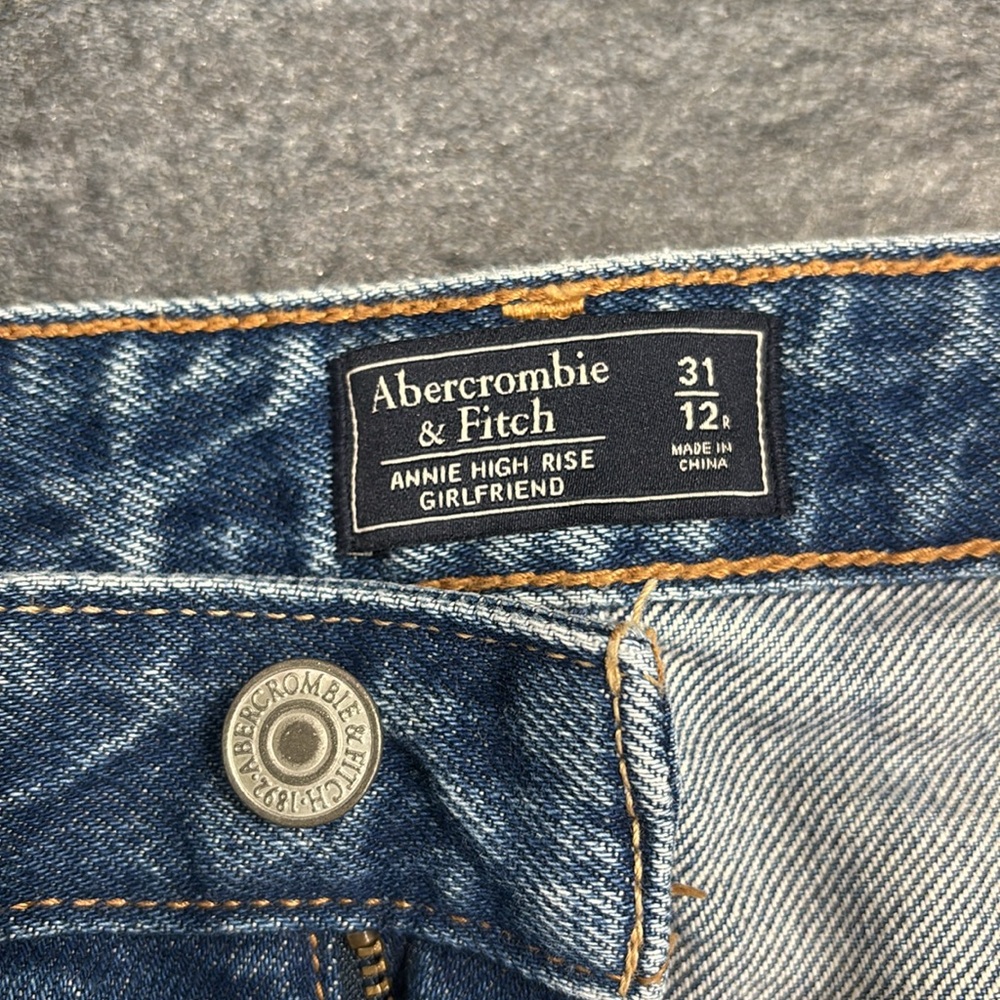 A&F Annie high rise cropped GF jeans - Picture 2 of 4